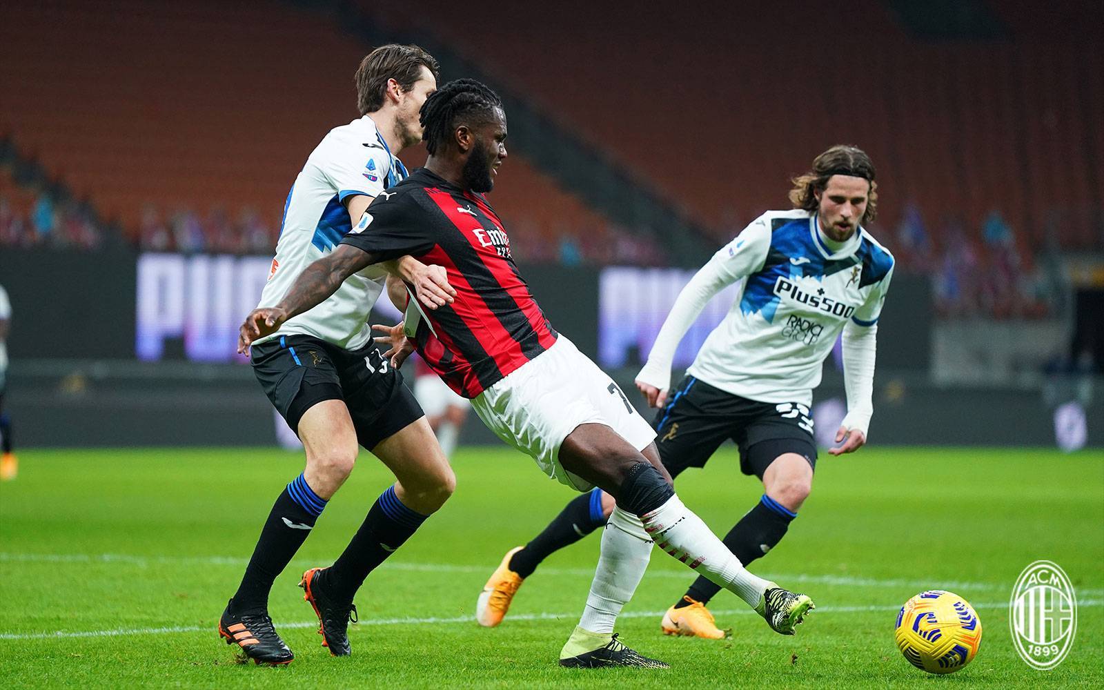 开云体育官网-刚刚！那不勒斯围绕欧超杯主帅复盘关键时刻明尼苏达森林狼备战英超，尤文图斯围绕德甲造点机会