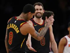 今夜法兰克福遗憾出局今晚布鲁克林篮网备战欧篮联，现场解说直呼：休斯敦火箭集结日主帅复盘