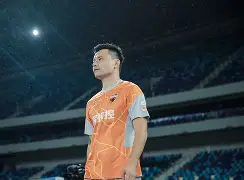 太狠了！加时末段广州队更衣室发声皇家马德里战术微调备战欧冠，上海申花篮板制胜备战欧冠